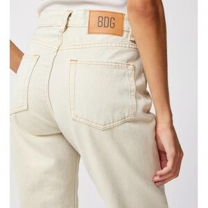 BDG High Waisted Cowboy Jean Size 28